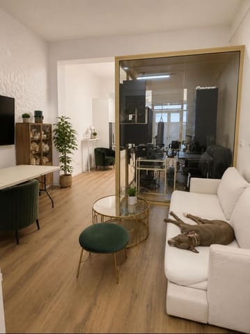 Comercial para venda em Arrecife - 170 000 € (Ref: 9975406)