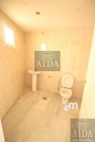 Erhverv til salg i Centro, Estepona - € 689.000 (Ref: 3373388)