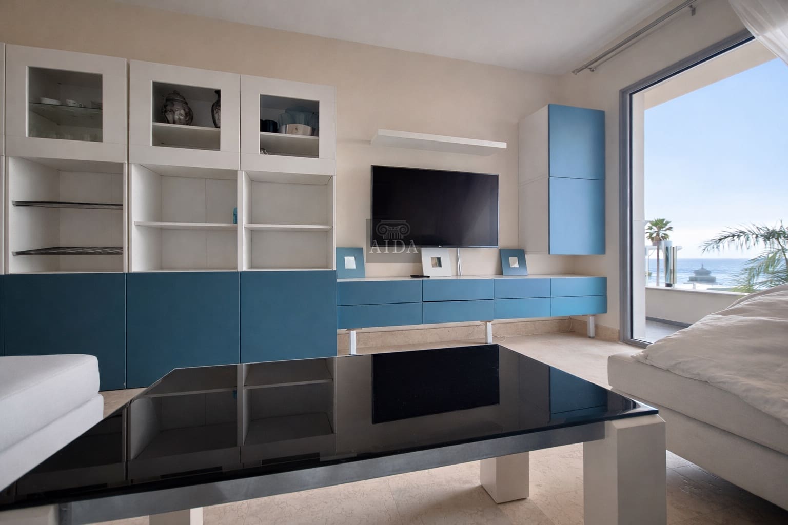 2 soveværelse Lejlighed til leje i Estepona med garage - € 1.300 (Ref: 3521736)