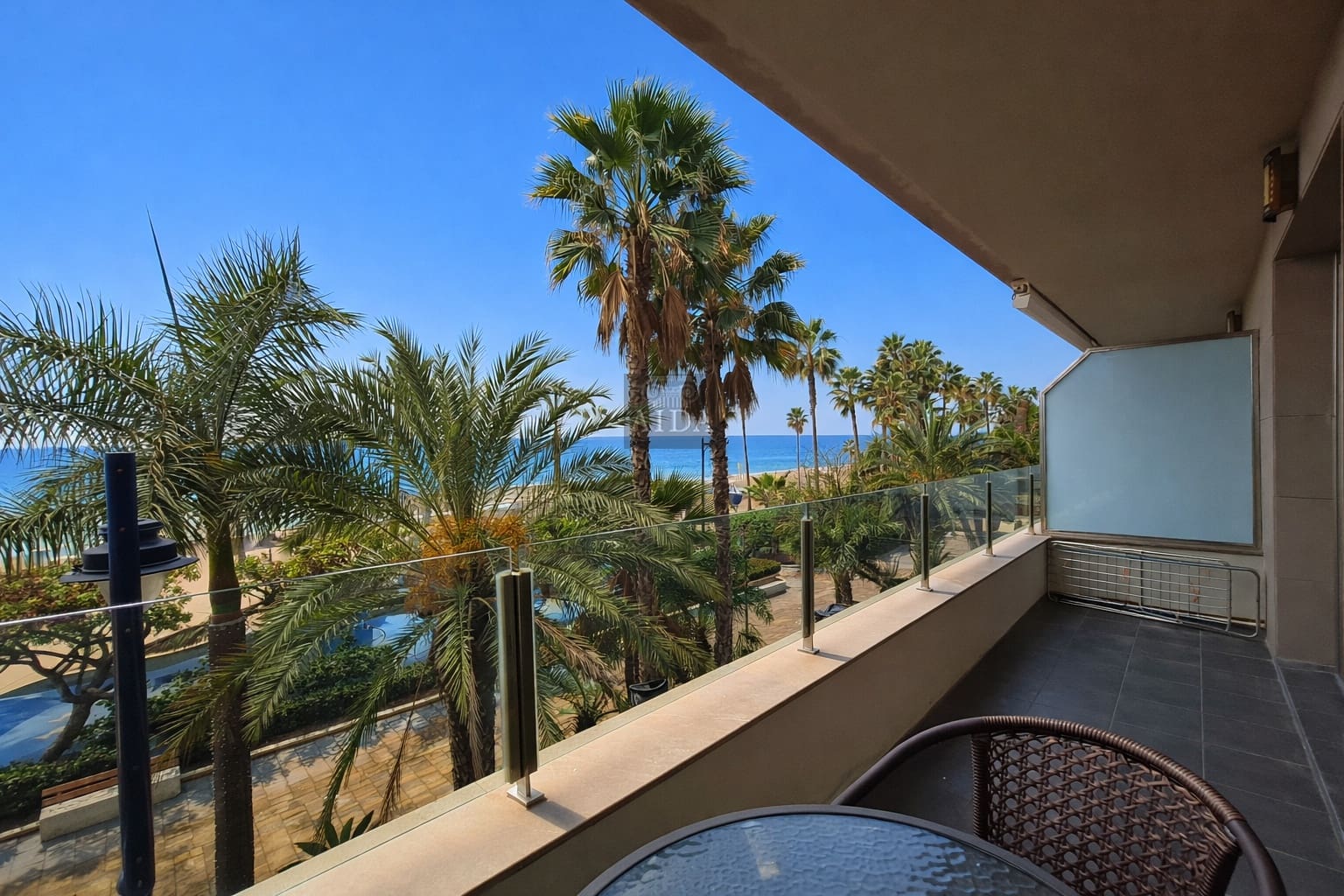 2 soveværelse Lejlighed til leje i Estepona med garage - € 1.300 (Ref: 3521736)