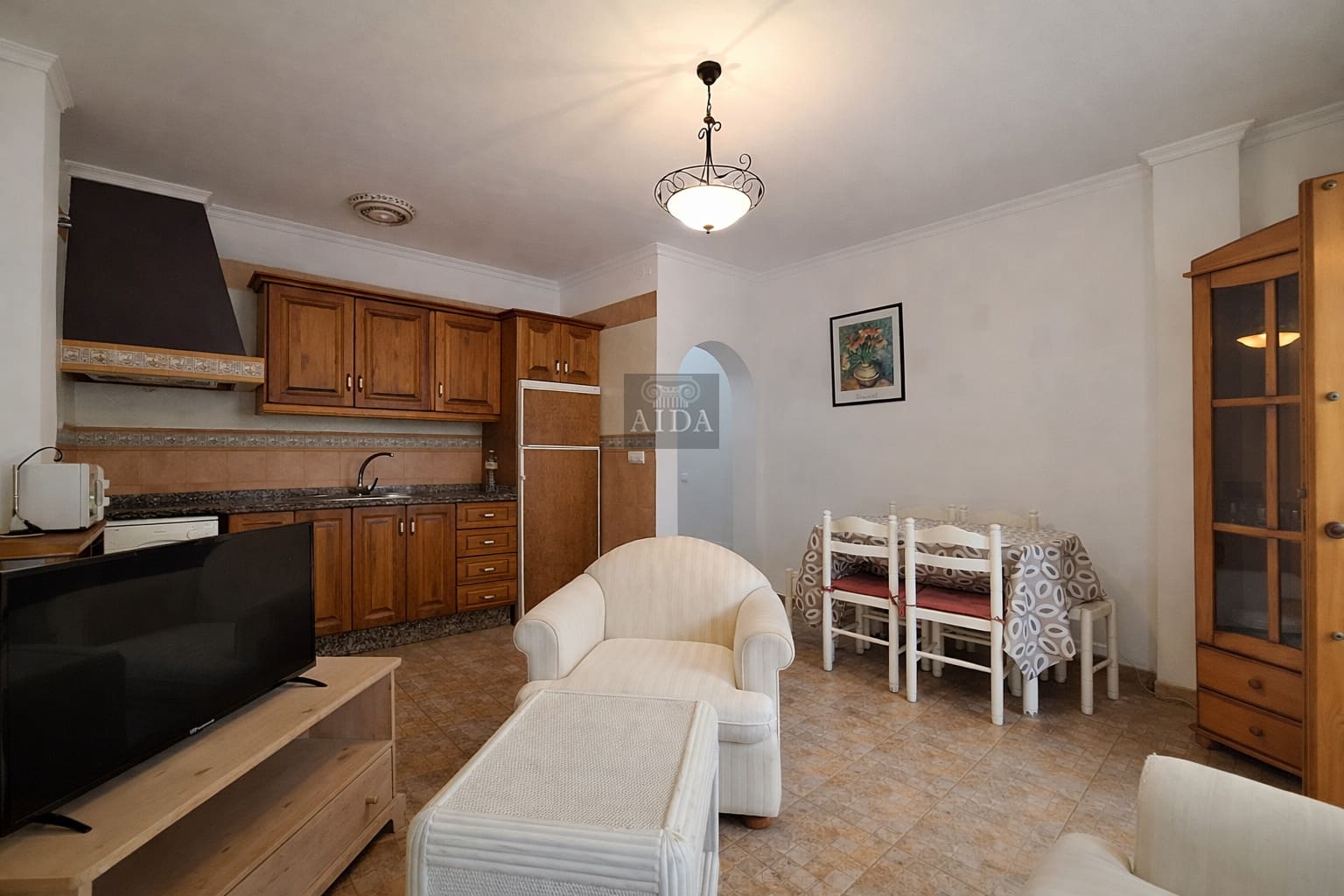 Appartement de 2 chambres à louer à Estepona - 900 € (Ref: 6211173)