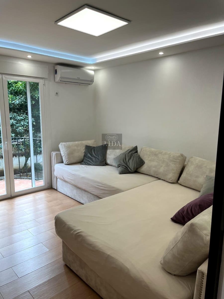 1 soveværelse Lejlighed til salg i Estepona med swimmingpool garage - € 230.000 (Ref: 8800831)