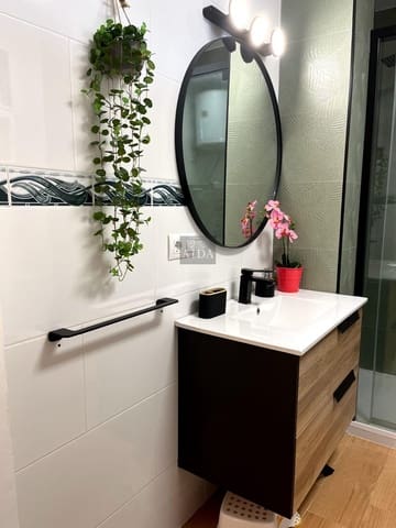 1 soveværelse Lejlighed til salg i El Velerín, Estepona med swimmingpool garage - € 230.000 (Ref: 8800831)