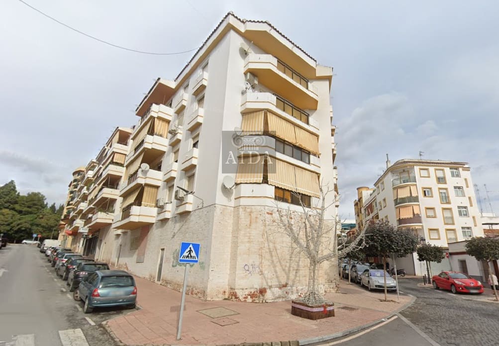 2 soverom Kommersiell til salgs i Estepona - € 323 000 (Ref: 8805628)