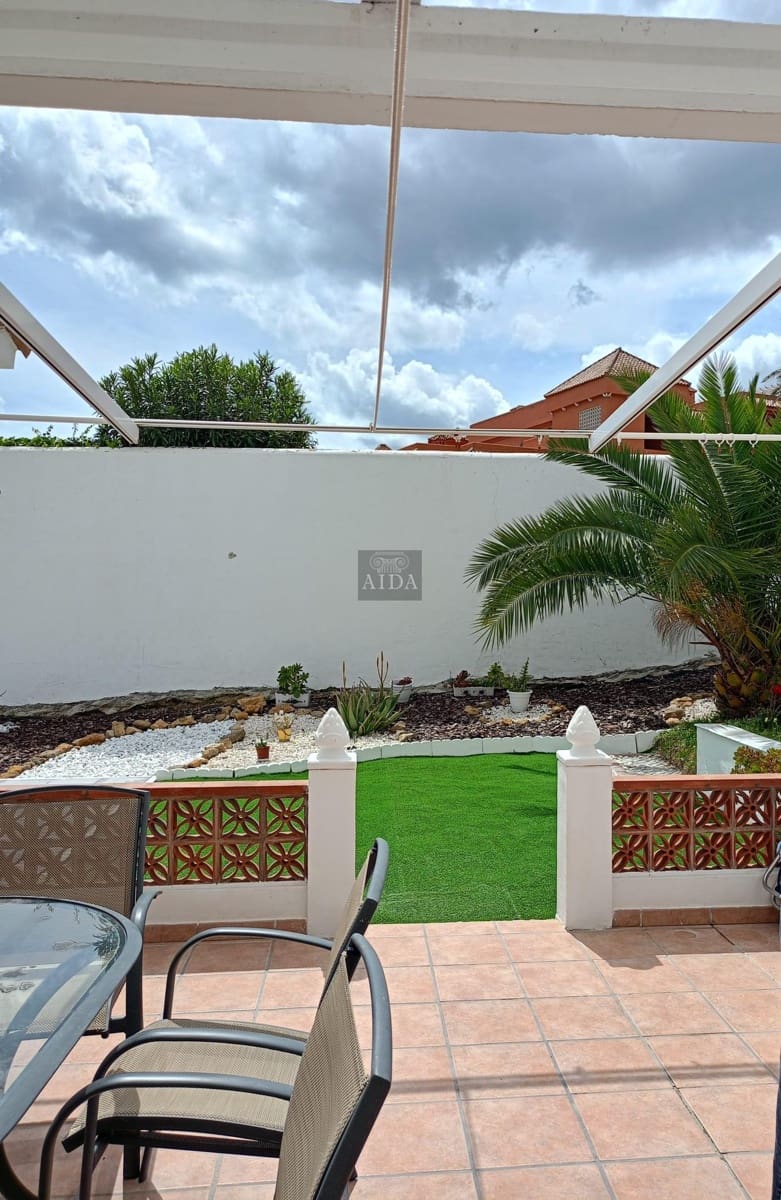 2 slaapkamer Flat te koop in Manilva met zwembad - € 239.500 (Ref: 8926116)