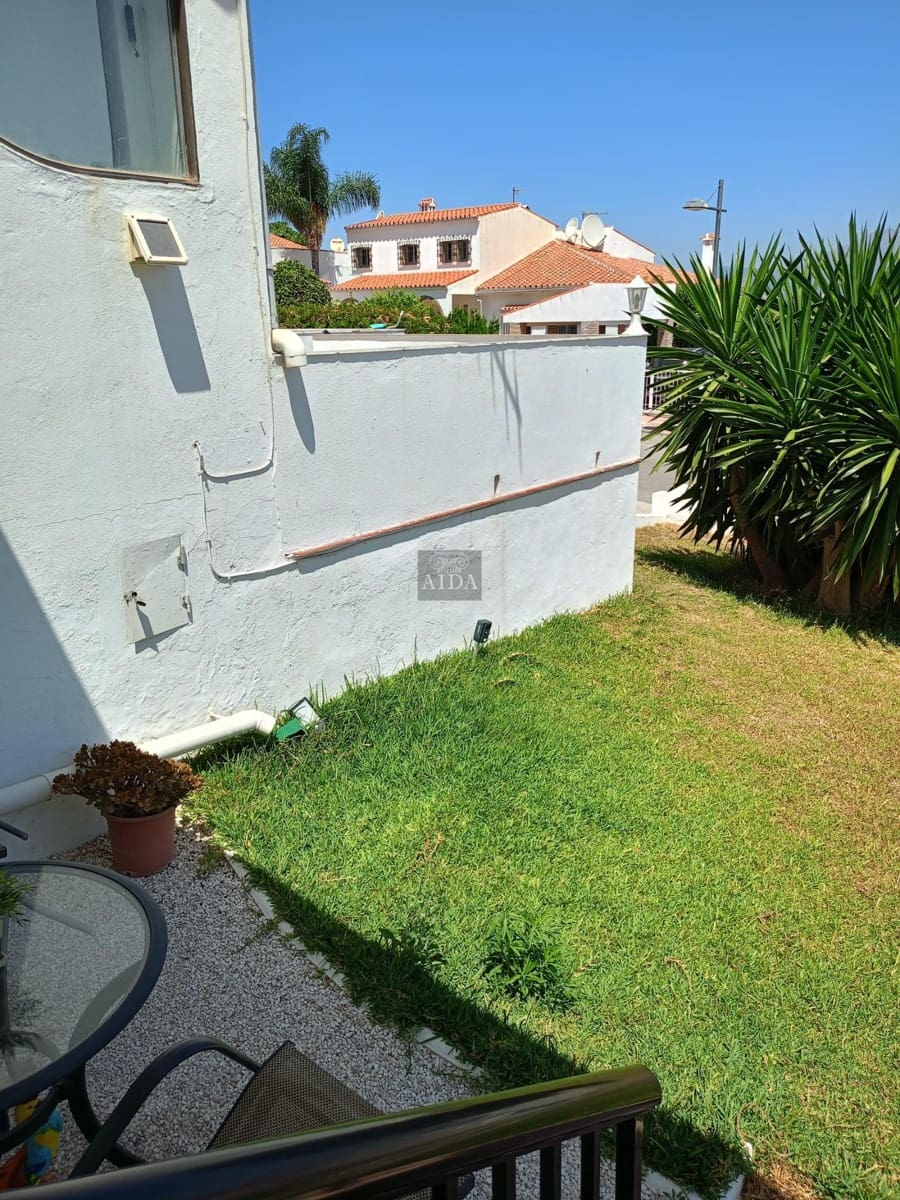 2 slaapkamer Flat te koop in Manilva met zwembad - € 239.500 (Ref: 8926116)