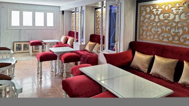 3 slaapkamer Commercieel te huur in Centro, Estepona - € 1.550 (Ref: 9022719)