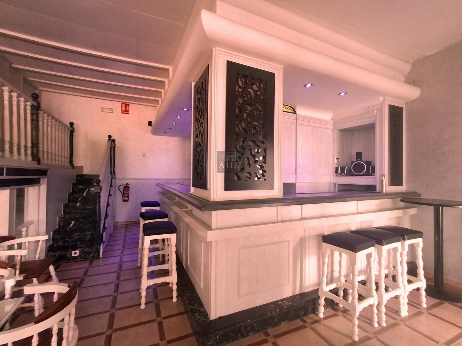 3 camera da letto Commerciale da affittare in Estepona - 1.550 € (Rif: 9022719)