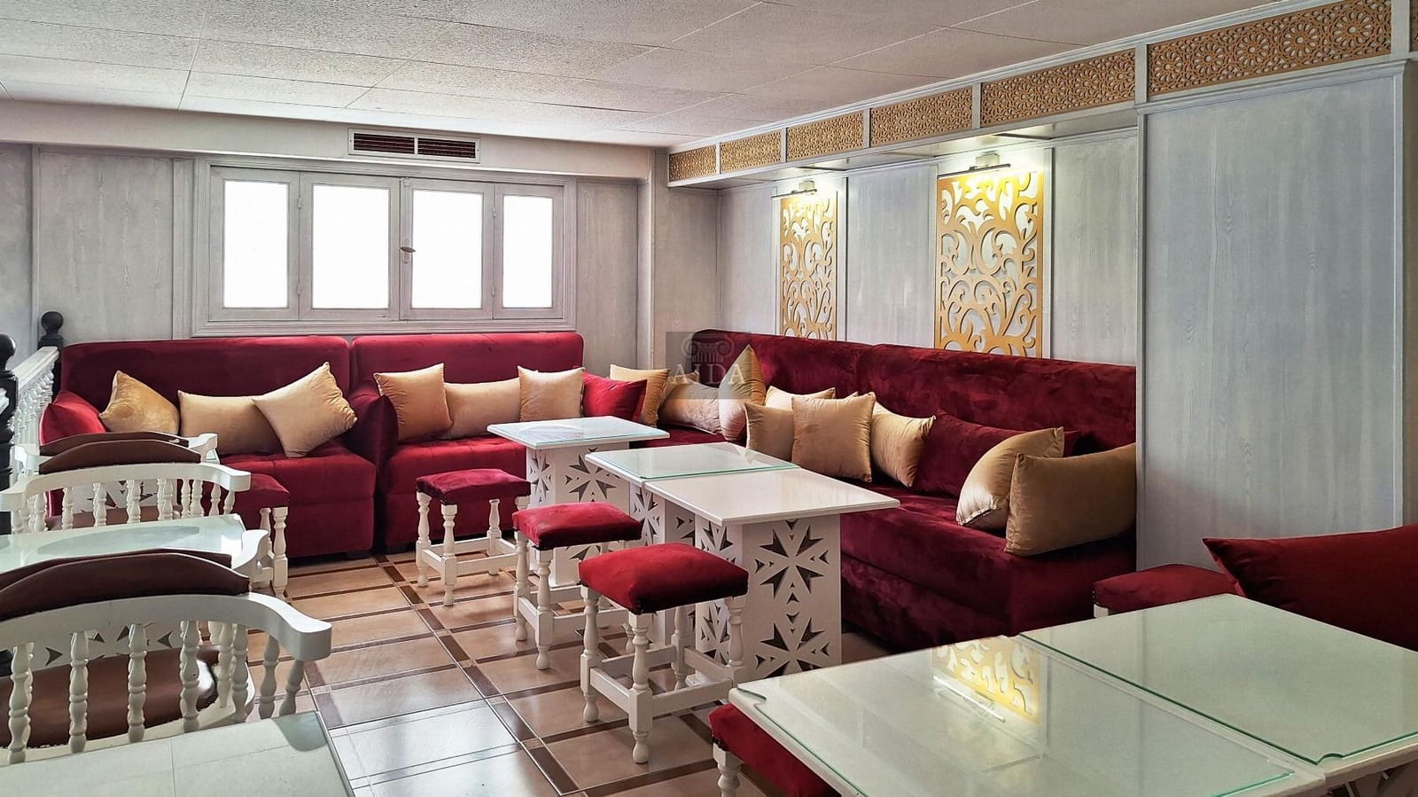 3 camera da letto Commerciale da affittare in Estepona - 1.550 € (Rif: 9022719)