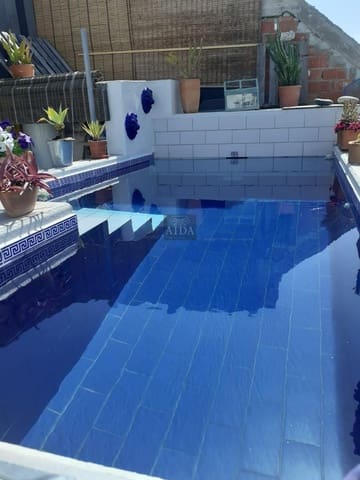 3 soveværelse Byhus til salg i Centro, Estepona med swimmingpool - € 635.000 (Ref: 9031198)