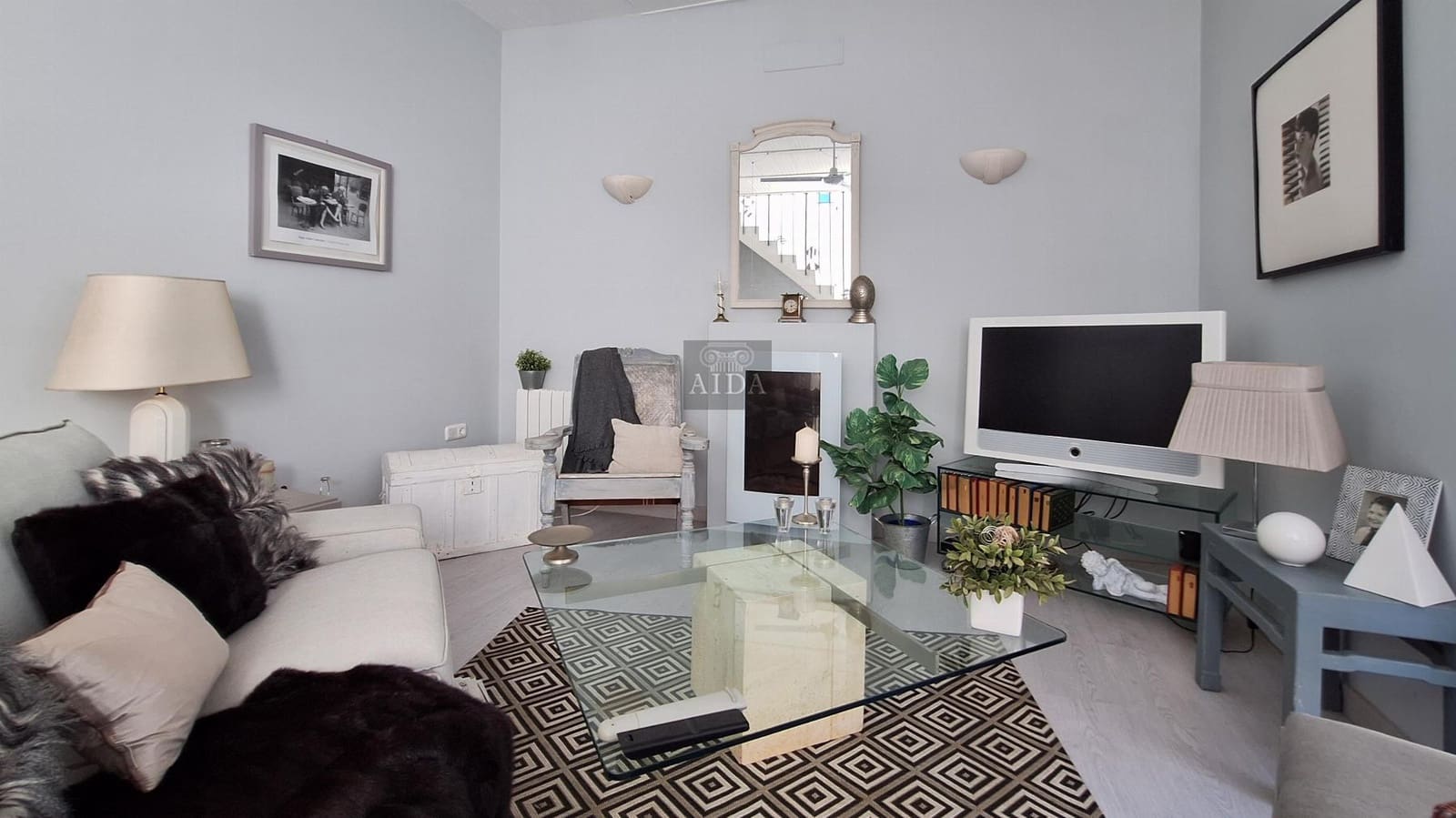 3 soveværelse Byhus til salg i Estepona med swimmingpool - € 635.000 (Ref: 9031198)