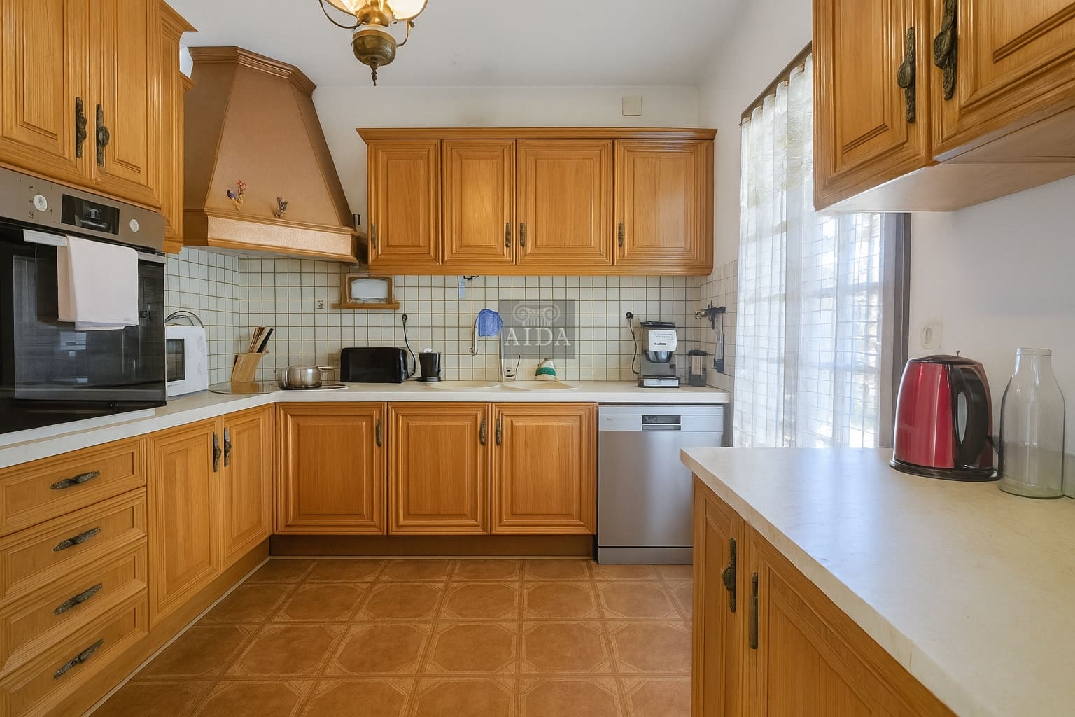 6 soveværelse Villa til salg i Estepona med swimmingpool garage - € 689.000 (Ref: 9238895)