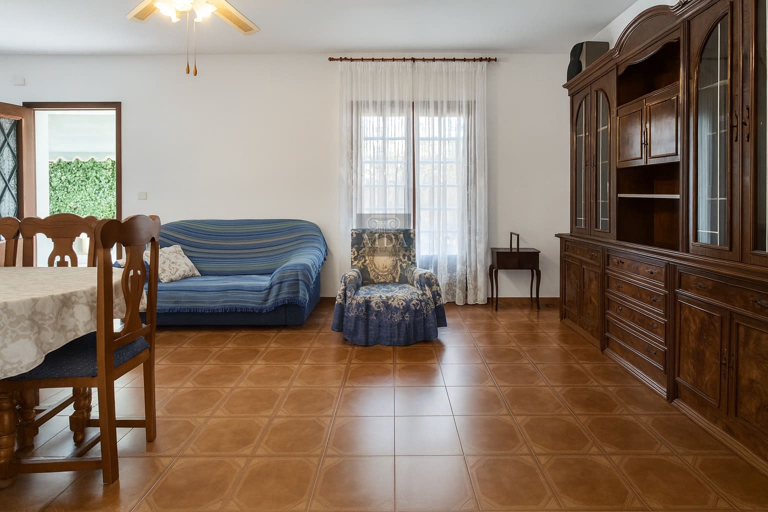 6 soveværelse Villa til salg i Estepona med swimmingpool garage - € 689.000 (Ref: 9238895)