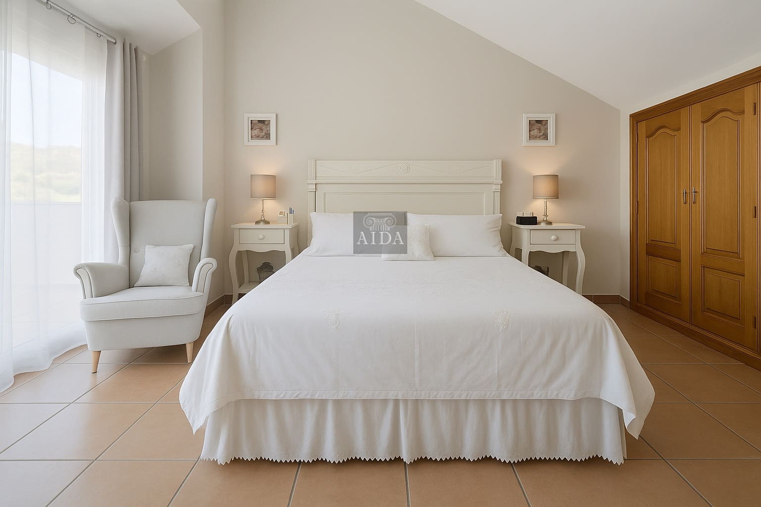 5 sypialnia Dom na sprzedaż w Estepona z garażem - 636 000 € (Ref: 9305093)