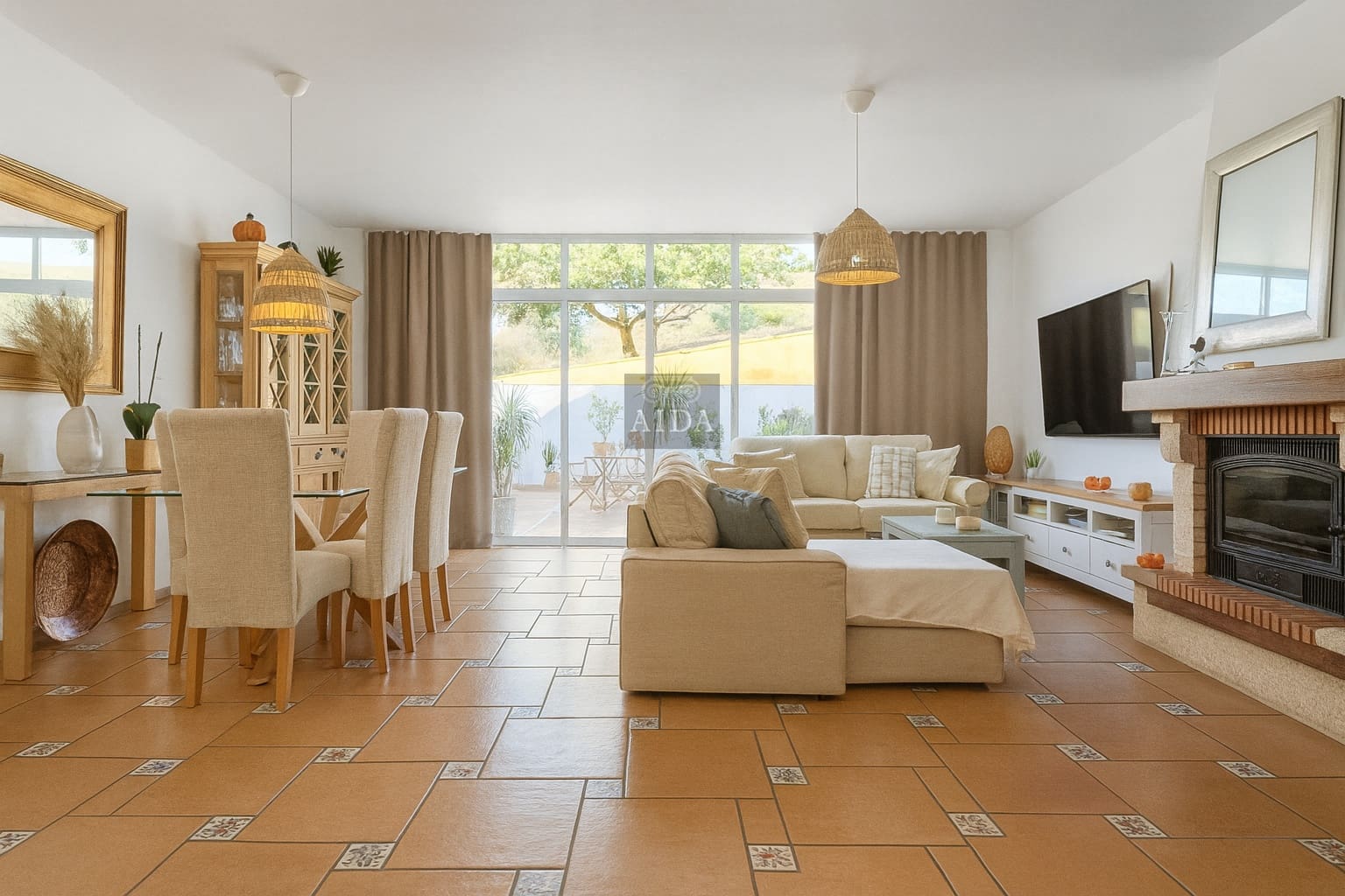 5 sypialnia Dom na sprzedaż w Estepona z garażem - 636 000 € (Ref: 9305093)