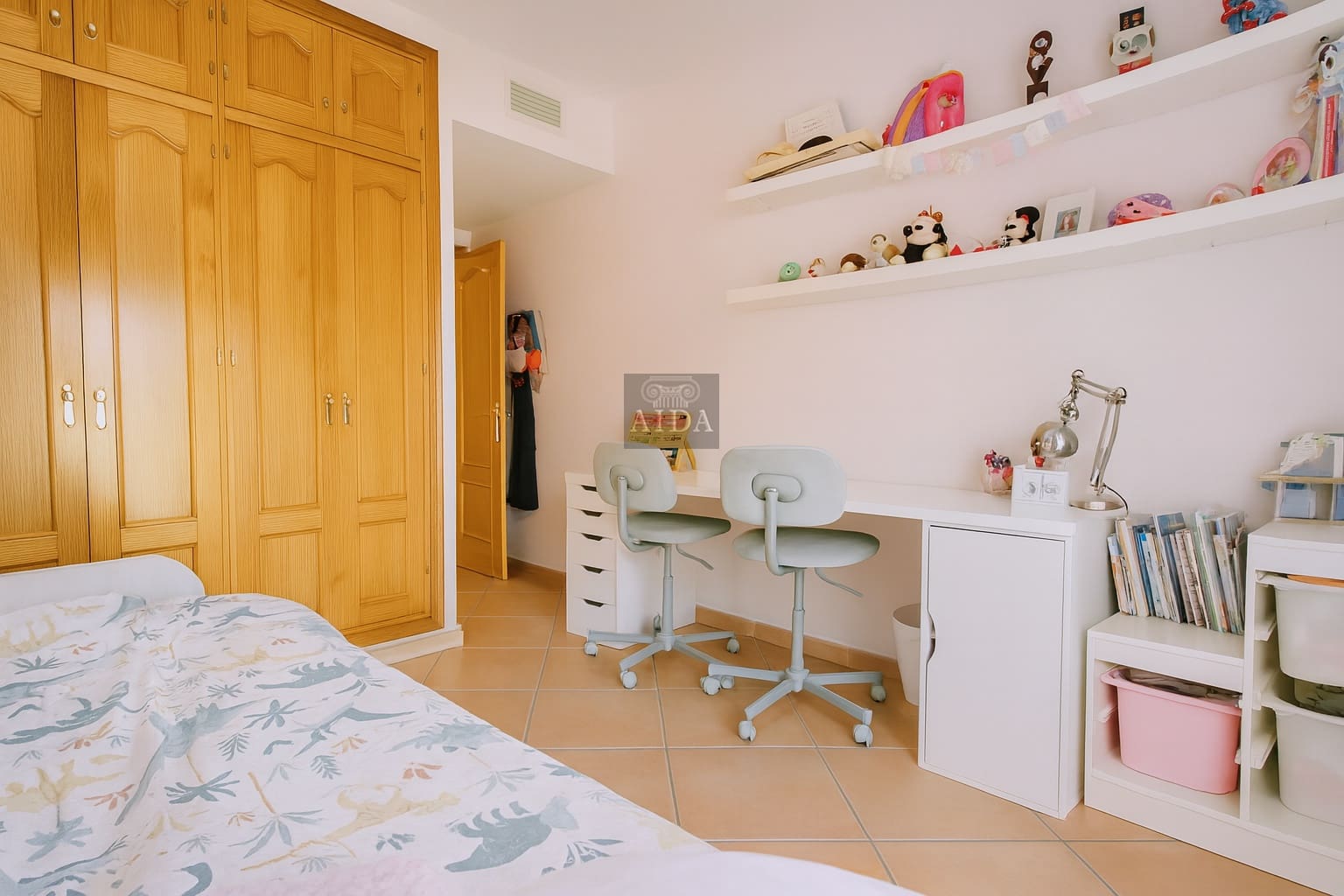 5 sypialnia Dom na sprzedaż w Estepona z garażem - 636 000 € (Ref: 9305093)