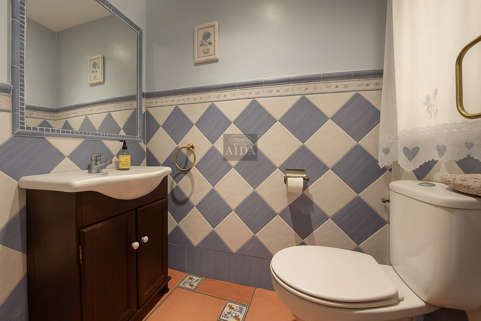 5 sypialnia Dom na sprzedaż w Estepona z garażem - 636 000 € (Ref: 9305093)