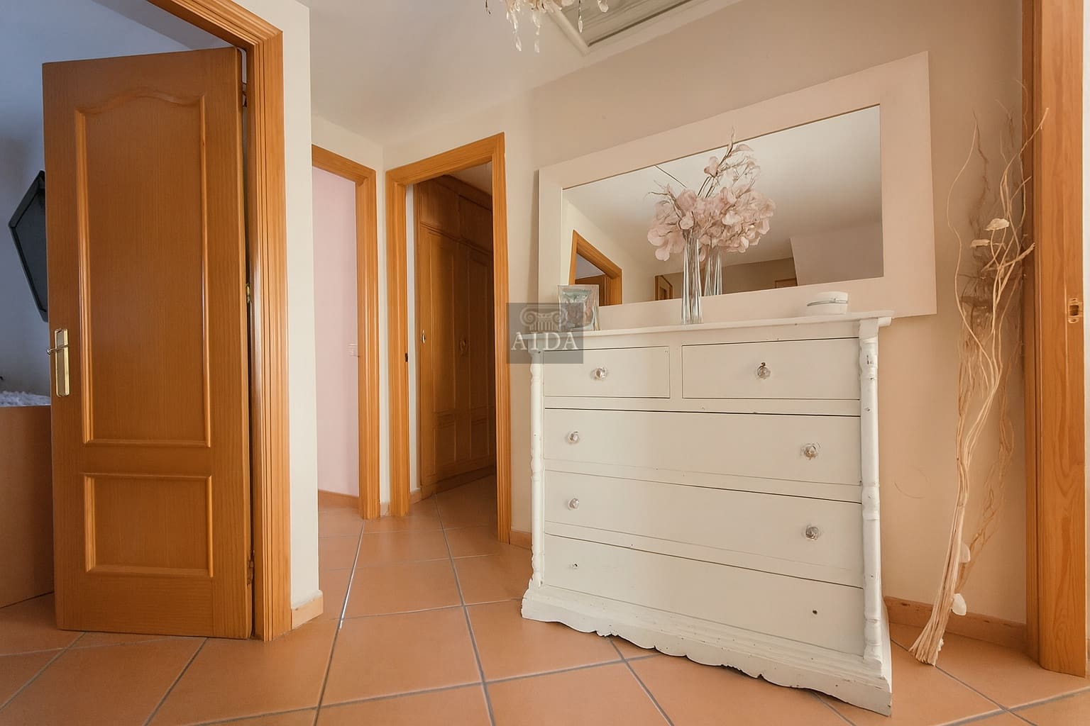 5 sypialnia Dom na sprzedaż w Estepona z garażem - 636 000 € (Ref: 9305093)