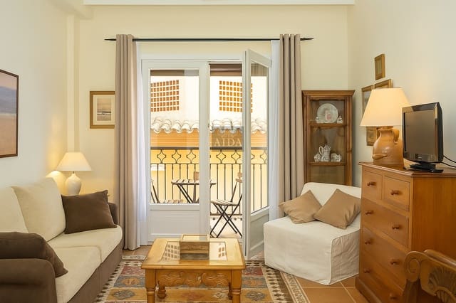 Piso de 1 habitación en El Paraiso, Estepona en venta con piscina garaje - 250.000 € (Ref: 9386678)