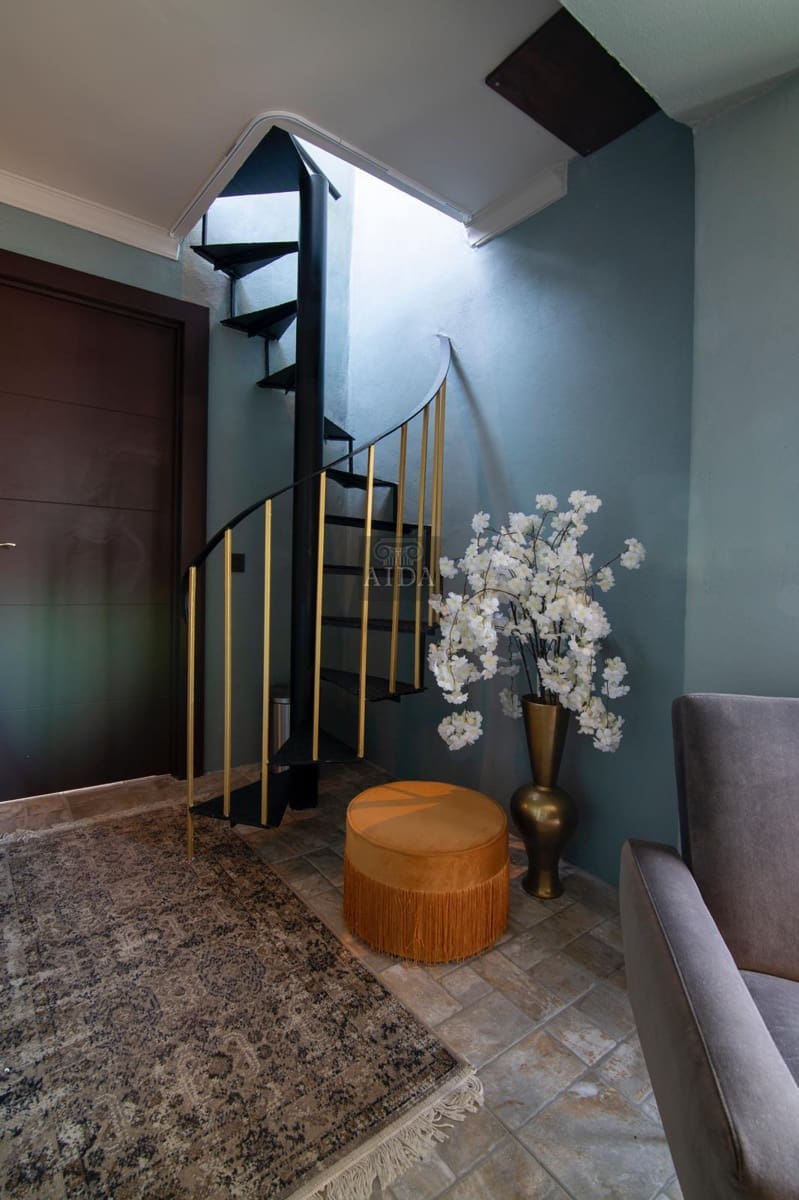 Casa de 2 habitaciones en Estepona en venta - 520.000 € (Ref: 9415325)