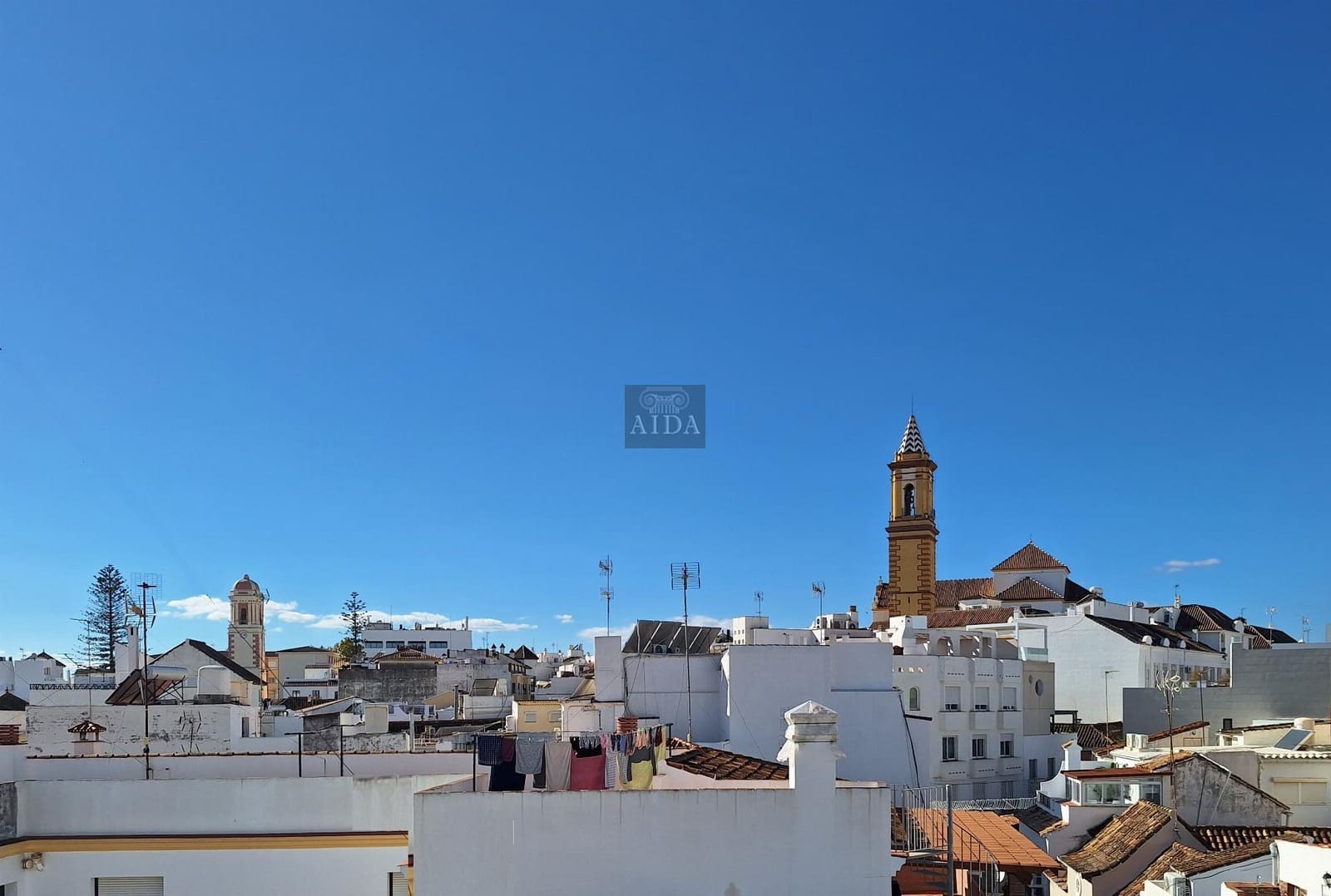 Casa de 2 habitaciones en Estepona en venta - 520.000 € (Ref: 9415325)