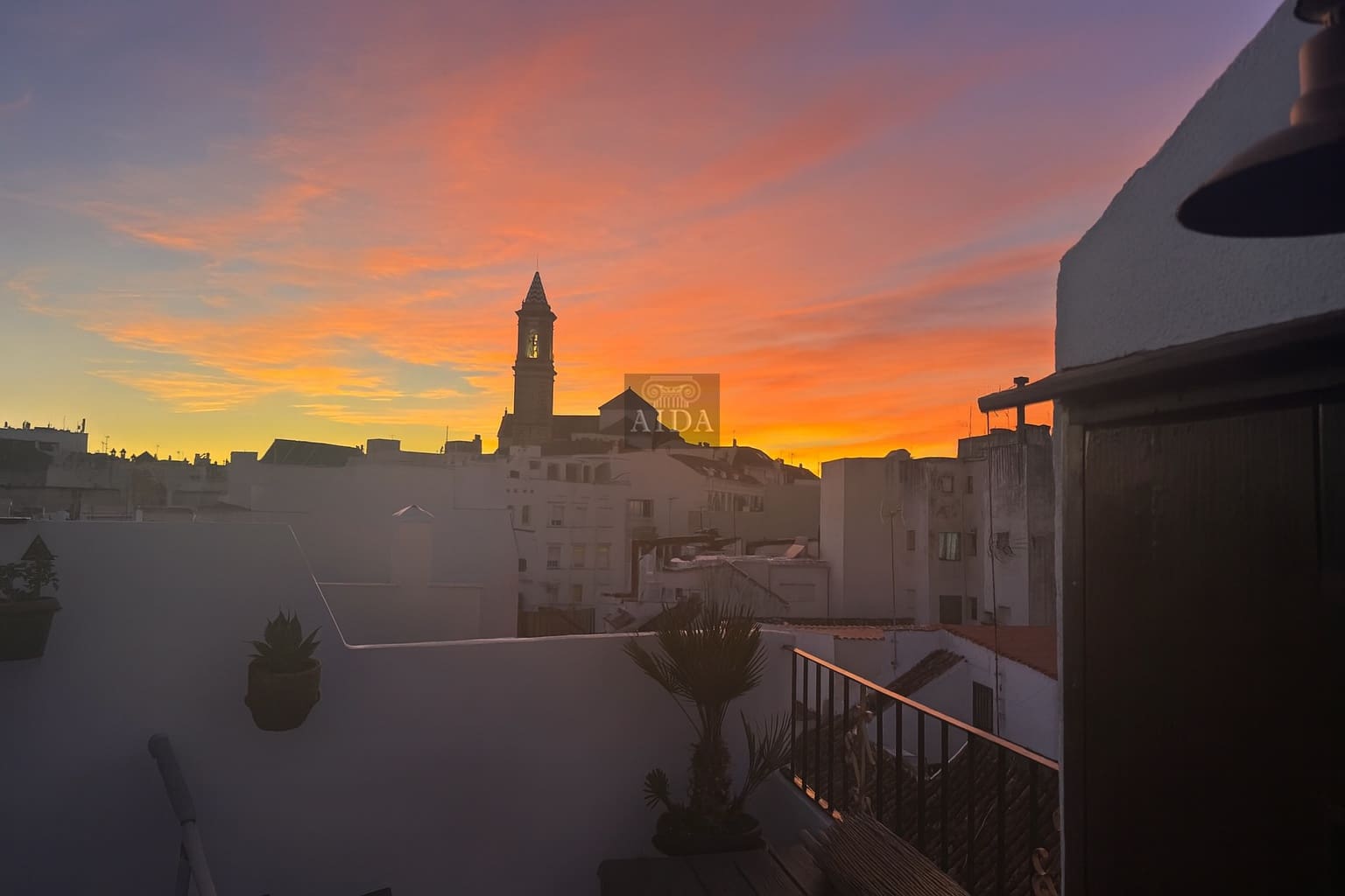 Casa de 2 habitaciones en Estepona en venta - 520.000 € (Ref: 9415325)