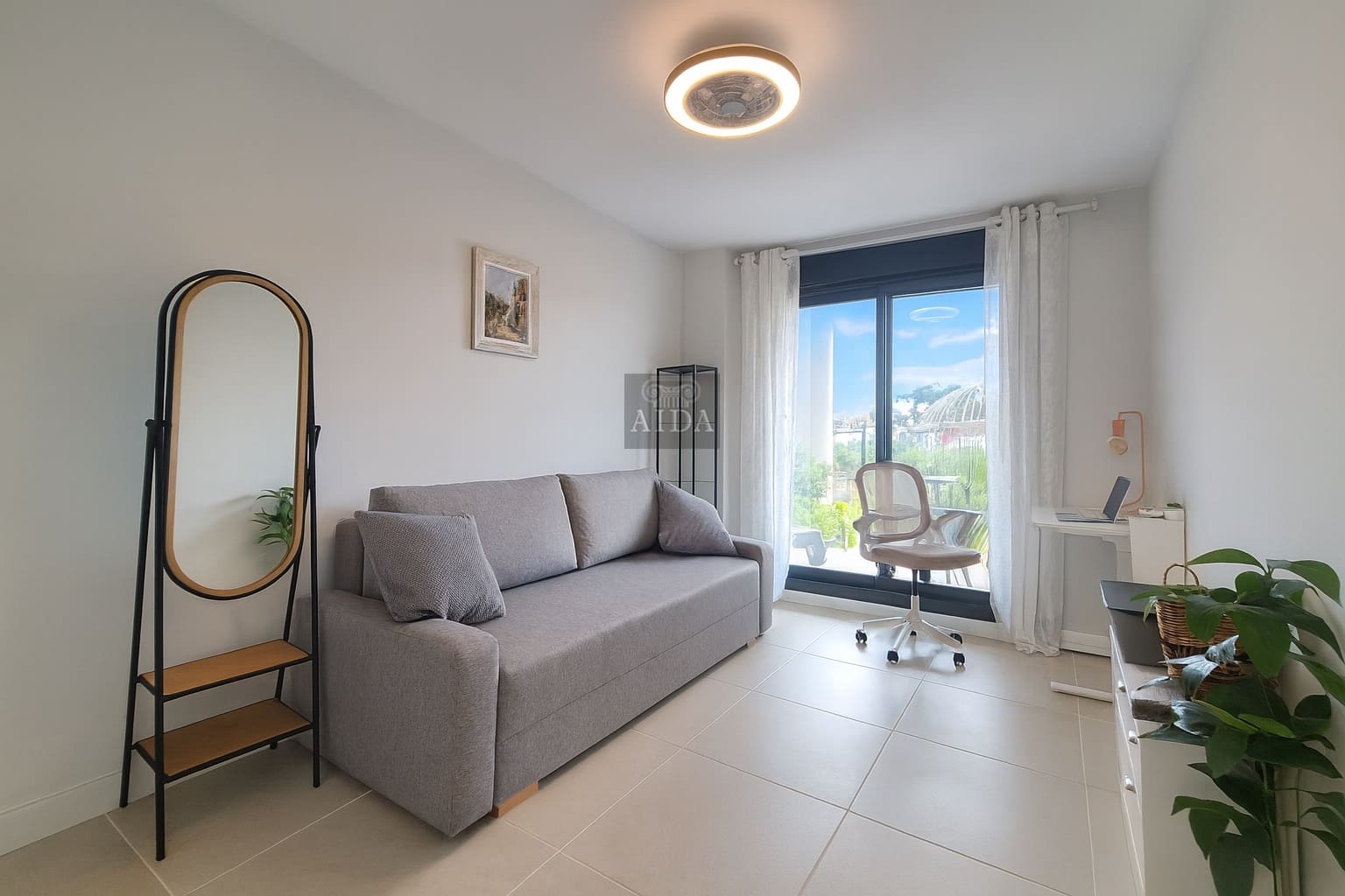 2 soverom Leilighet til salgs i New Golden Mile med svømmebasseng garasje - € 450 000 (Ref: 9460817)