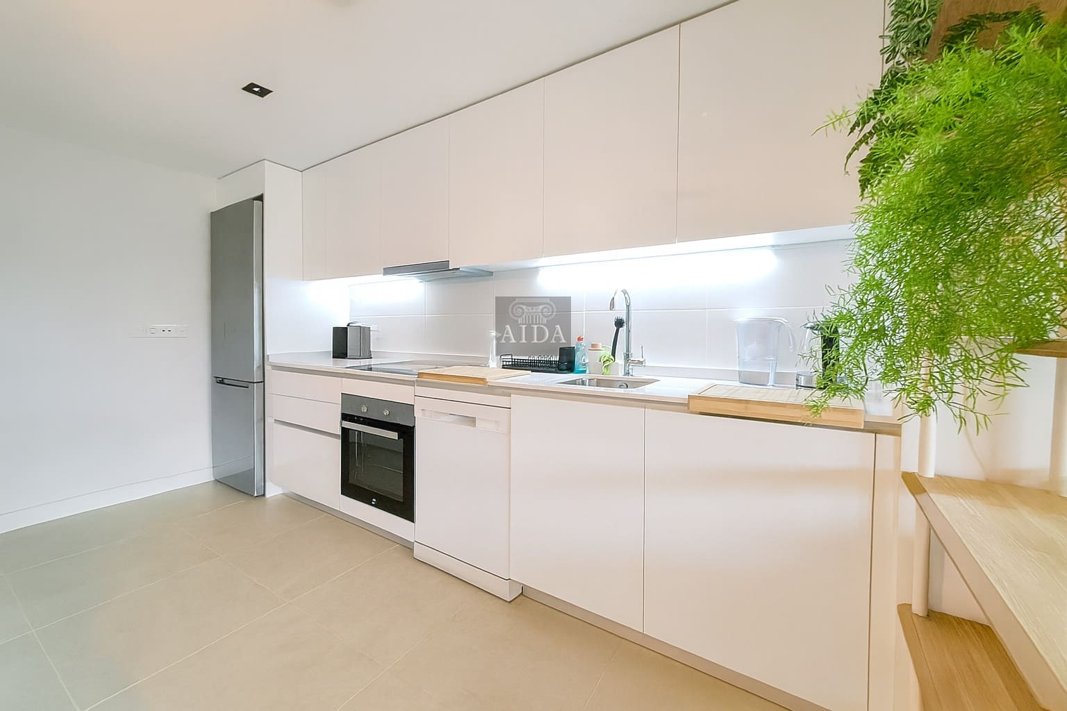 2 soverom Leilighet til salgs i New Golden Mile med svømmebasseng garasje - € 450 000 (Ref: 9460817)