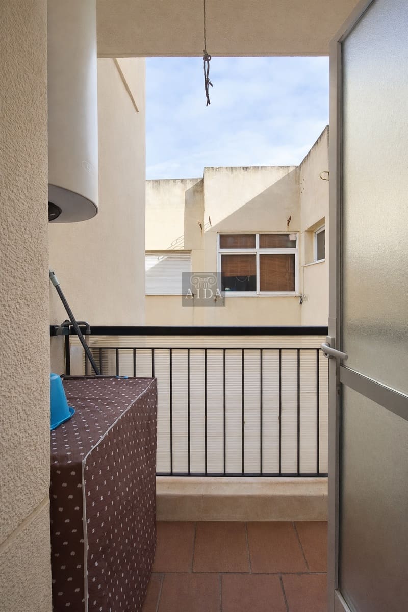 2 slaapkamer Penthouse te koop in Estepona - € 749.000 (Ref: 9465568)