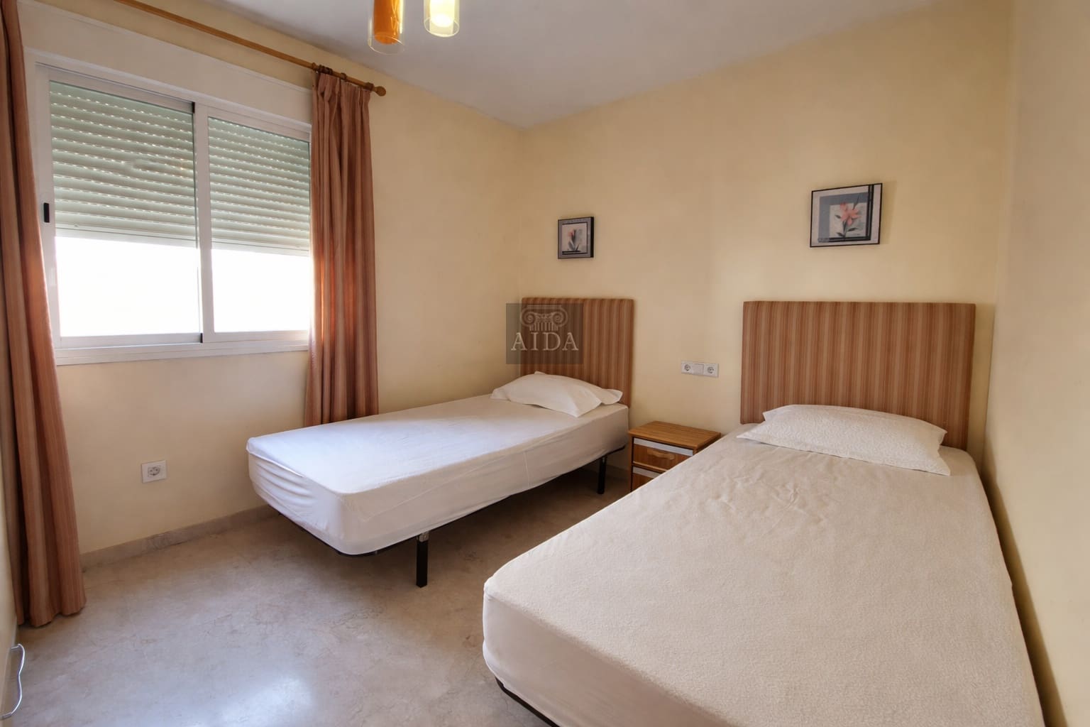 2 slaapkamer Penthouse te koop in Estepona - € 749.000 (Ref: 9465568)