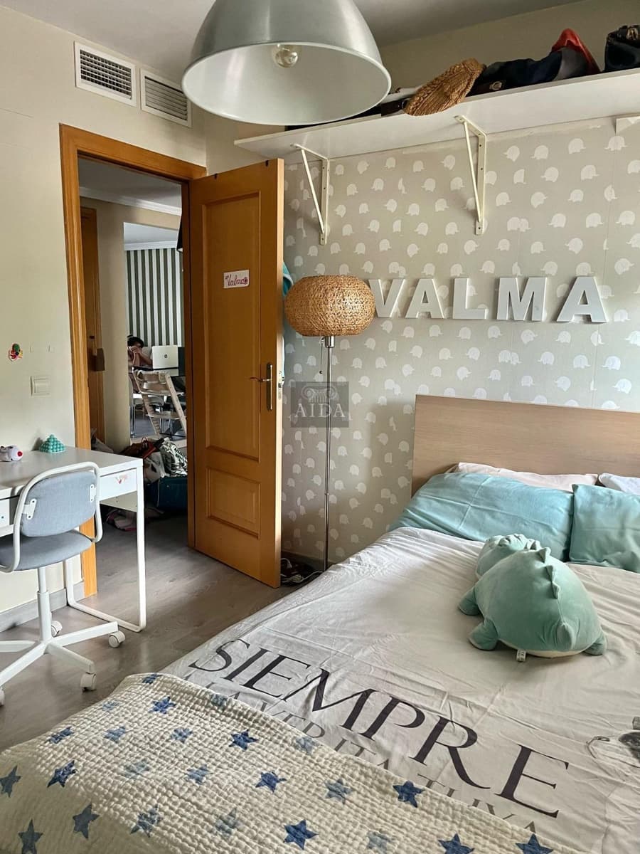 2 soveværelse Lejlighed til salg i New Golden Mile med swimmingpool garage - € 349.000 (Ref: 9564029)