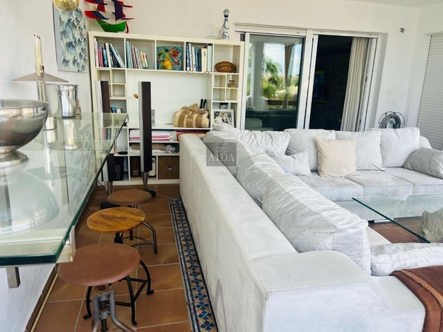 2 bedroom Flat for sale in La Concha - Resina Golf, Estepona with pool garage - € 349,000 (Ref: 9564029)