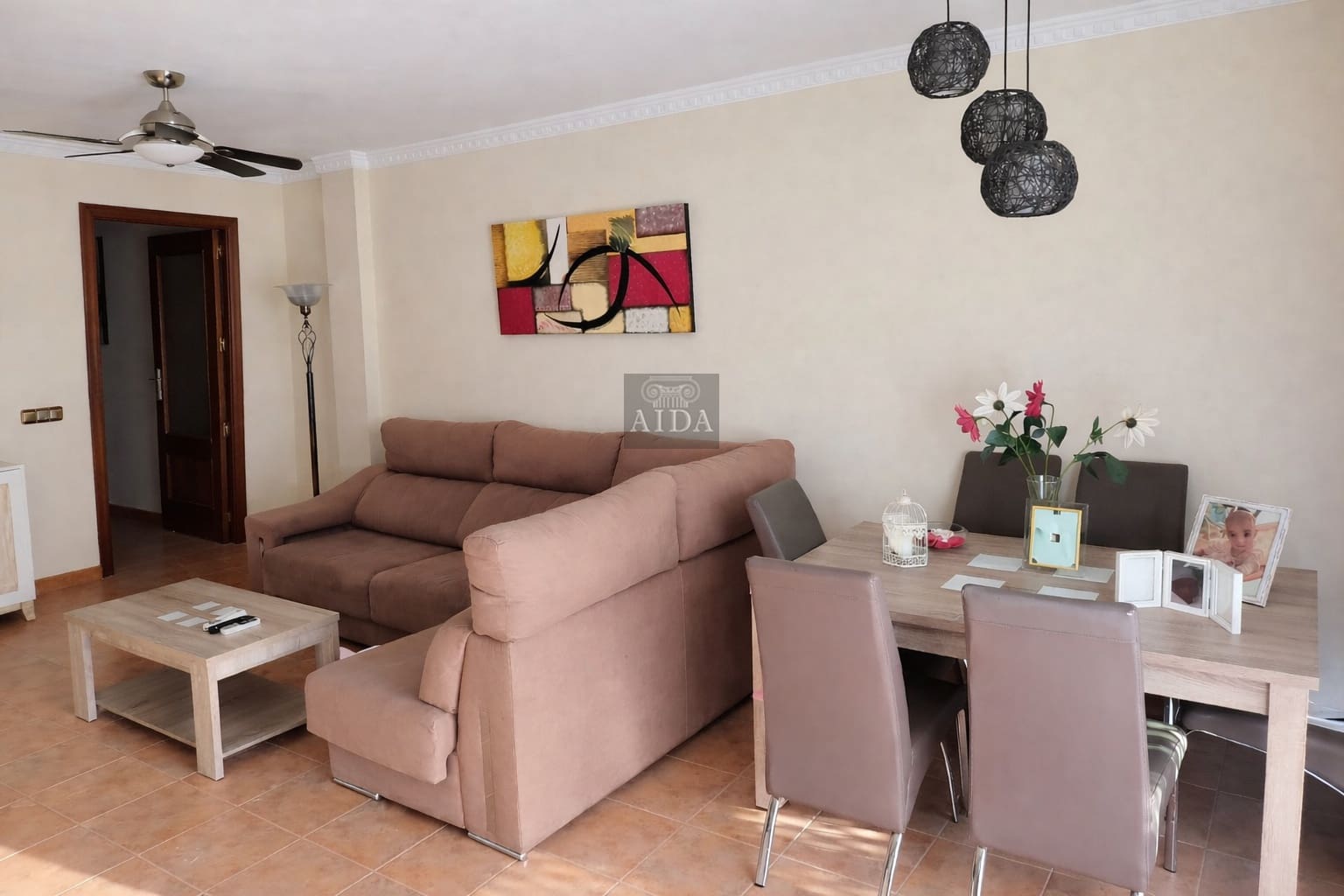 4 quarto Penthouse para venda em Estepona com garagem - 689 000 € (Ref: 9610580)