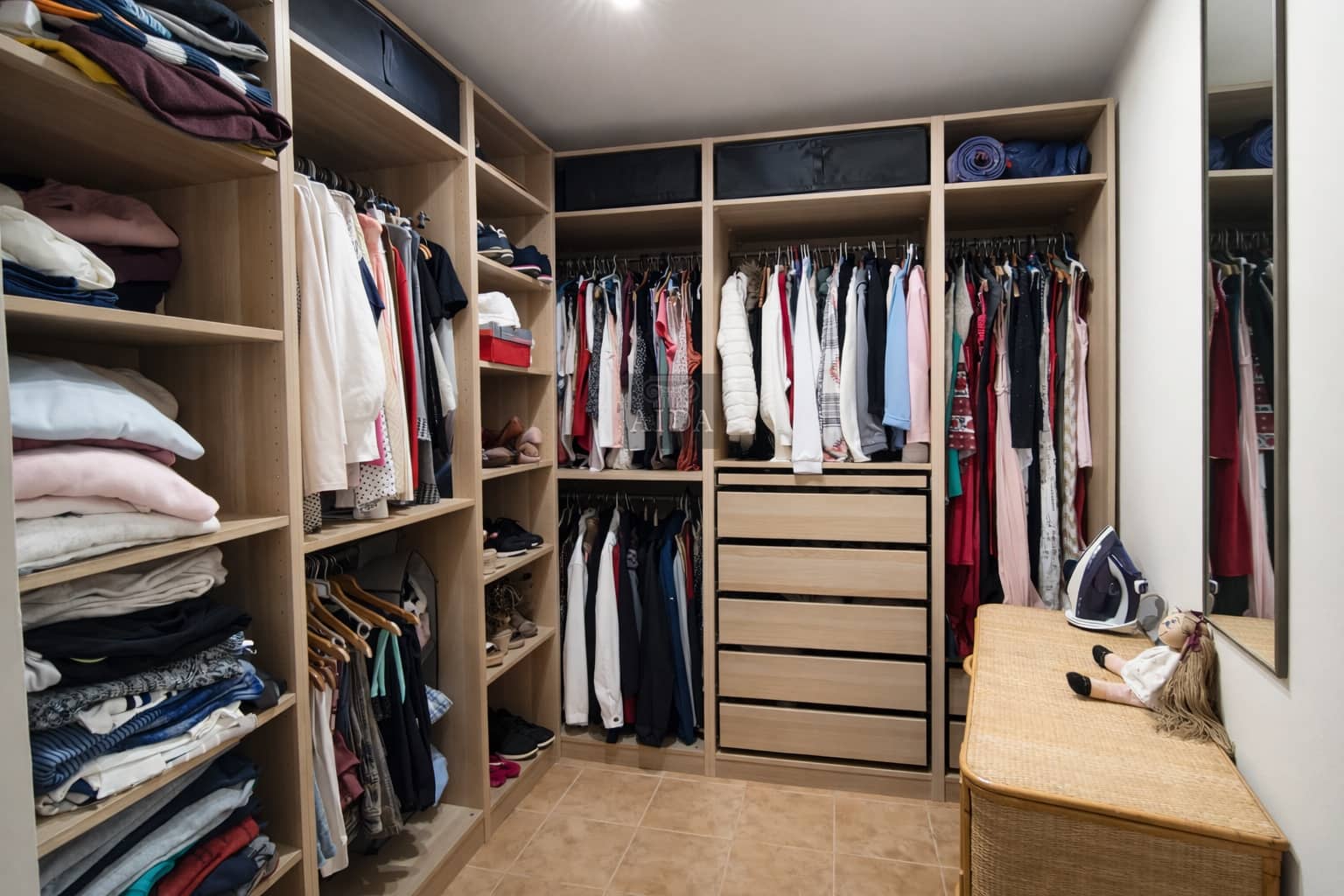 4 quarto Penthouse para venda em Estepona com garagem - 689 000 € (Ref: 9610580)