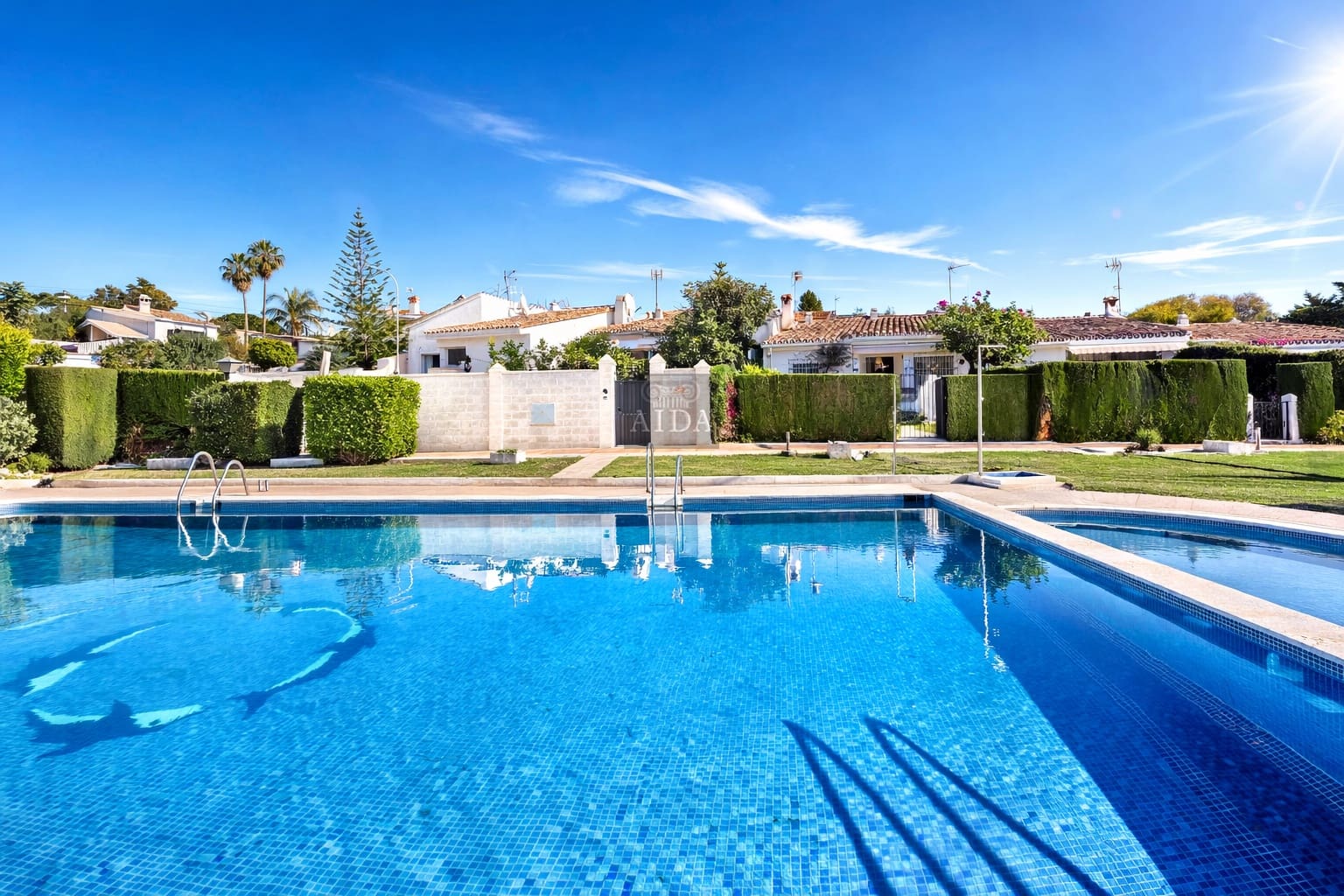 3 bedroom Semi-detached Villa for sale in Guadalmina with pool garage - € 580,000 (Ref: 9625126)