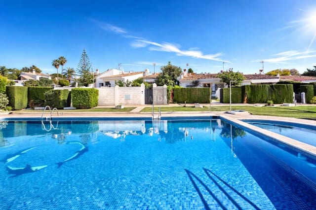 3 bedroom Semi-detached Villa for sale in Guadalmina Alta, Marbella with pool garage - € 580,000 (Ref: 9625126)