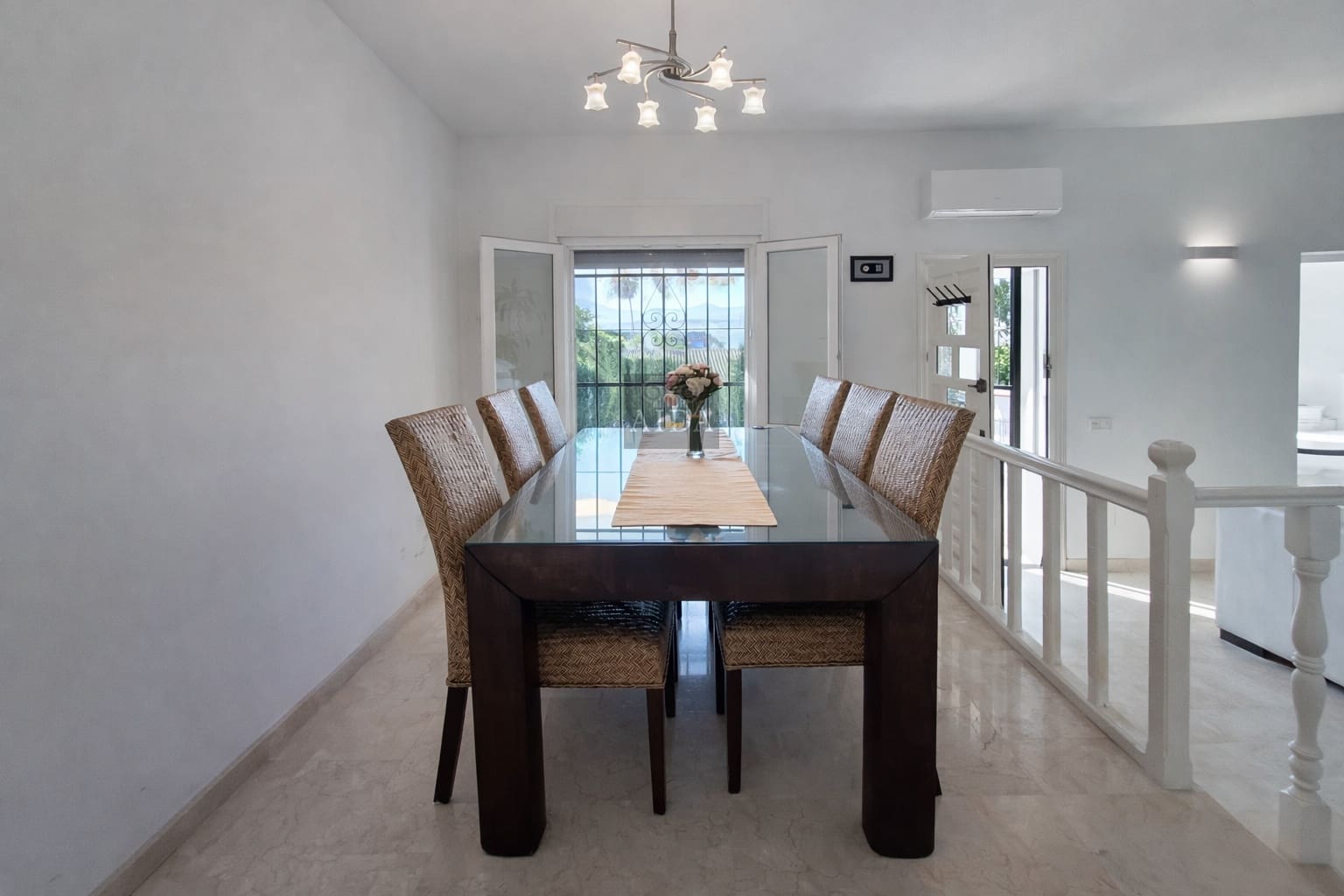 3 bedroom Semi-detached Villa for sale in Guadalmina with pool garage - € 580,000 (Ref: 9625126)