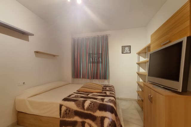 3 bedroom Flat for sale in Centro, Estepona with garage - € 374,900 (Ref: 9677638)