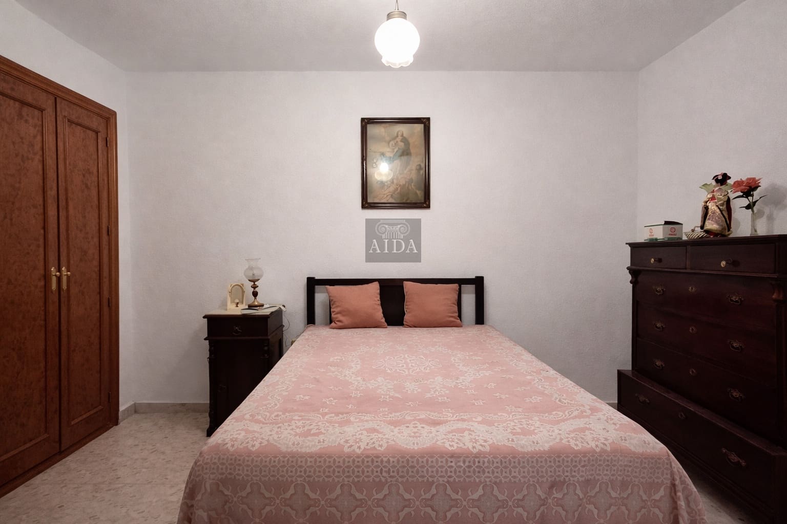 8 soveværelse Byhus til salg i Estepona - € 954.000 (Ref: 9755942)