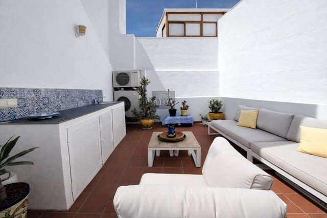 3 soverom Hus til salgs i Centro, Estepona - € 830 000 (Ref: 9789822)