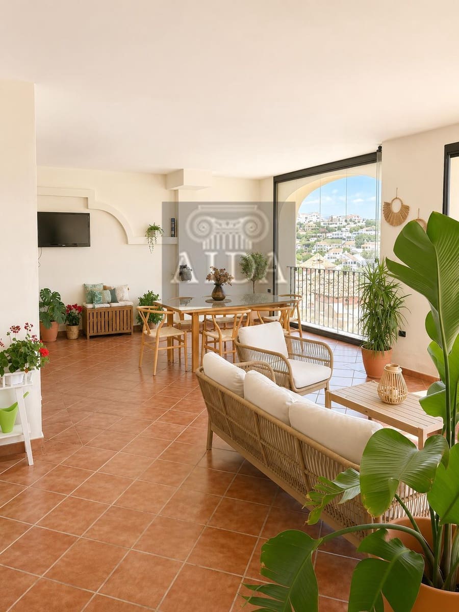 3 chambre Appartement à vendre à Estepona avec piscine garage - 419 000 € (Ref: 9849640)