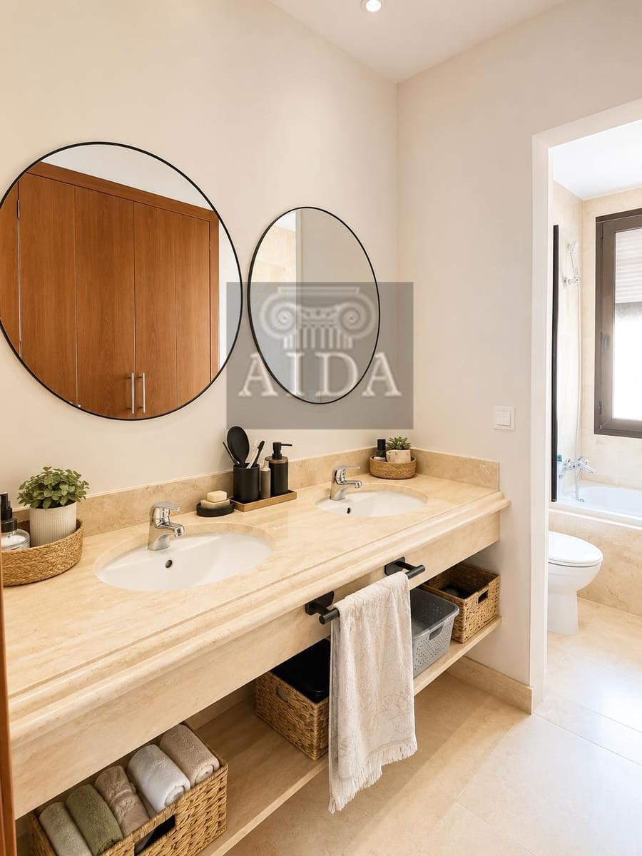 3 chambre Appartement à vendre à Estepona avec piscine garage - 419 000 € (Ref: 9849640)
