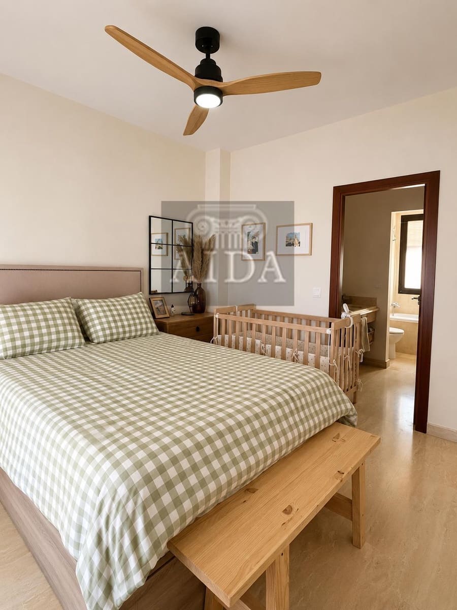 3 chambre Appartement à vendre à Estepona avec piscine garage - 419 000 € (Ref: 9849640)