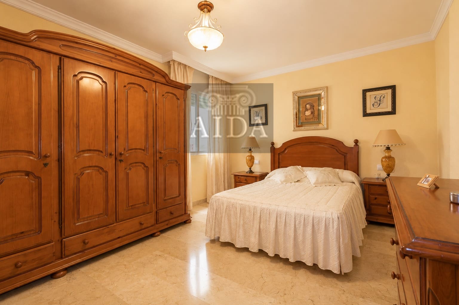 3 bedroom Flat for sale in Estepona - € 650,000 (Ref: 9863896)