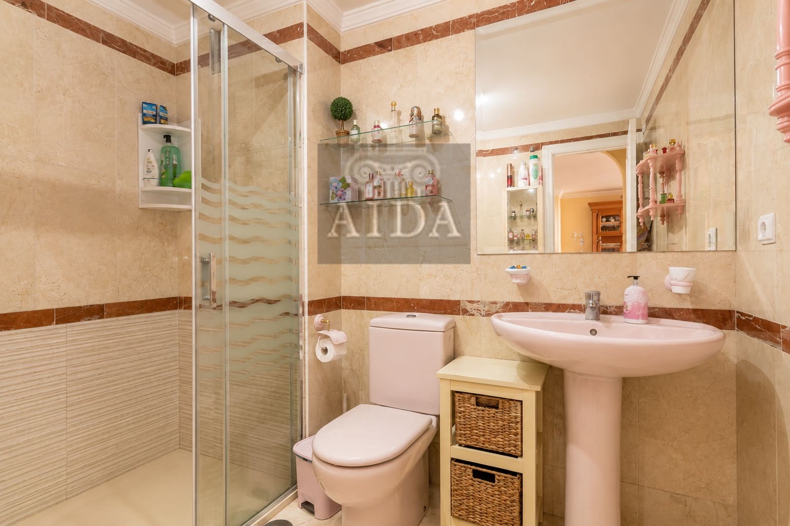 3 bedroom Flat for sale in Estepona - € 650,000 (Ref: 9863896)