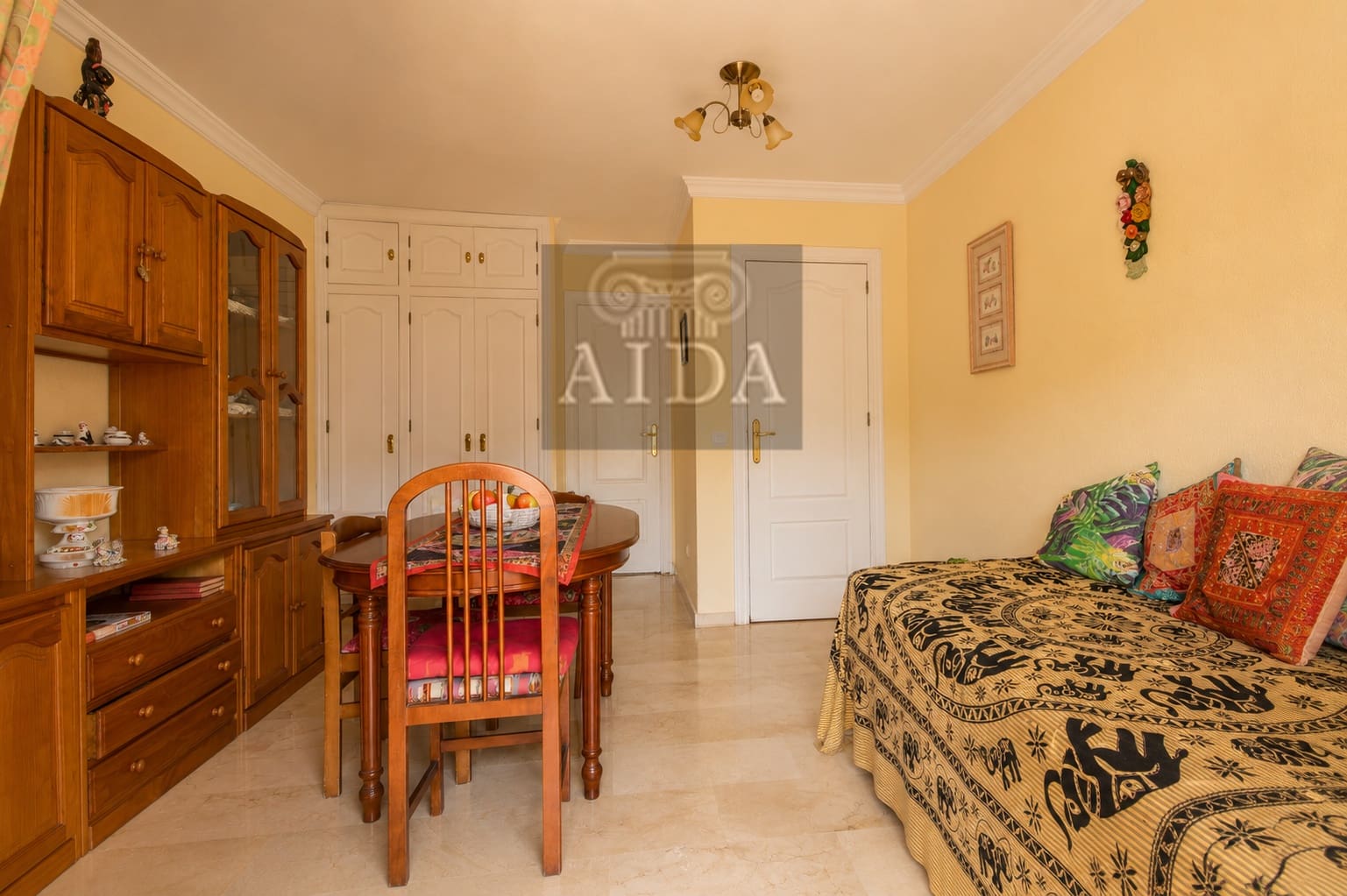 3 bedroom Flat for sale in Estepona - € 650,000 (Ref: 9863896)
