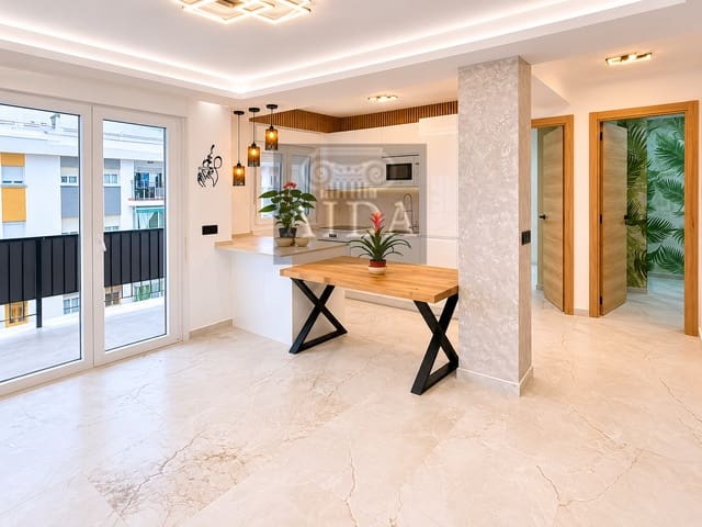 3 slaapkamer Flat te koop in Sierra de Estepona - Avda. de Andalucía, Estepona - € 320.000 (Ref: 9867151)