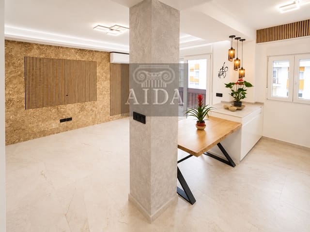 3 slaapkamer Flat te koop in Sierra de Estepona - Avda. de Andalucía, Estepona - € 320.000 (Ref: 9867151)