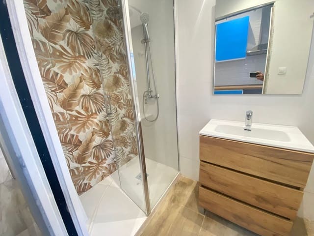 5 camera da letto Appartamento in vendita in Villafranqueza, Alicante città con garage - 240.000 € (Rif: 9823224)
