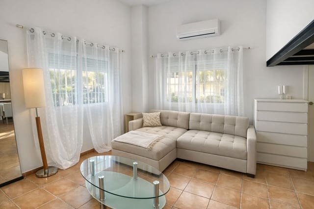 2 Zimmer Apartment zu verkaufen in Playa de San Juan, Alicante / Alacant Stadt mit Pool Garage - 230.000 € (Ref: 9823226)